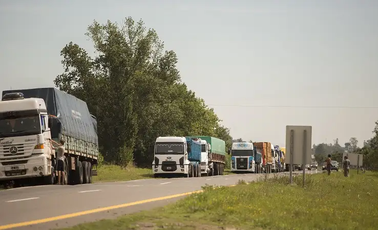 Los transportistas levantaron la protesta