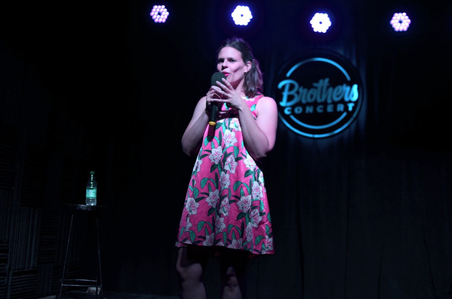 Victoria Santkovsky, del caos porteño al humor serrano