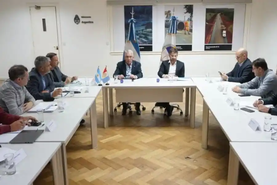 Autoridades nacionales y provinciales acordaron reactivar obras públicas que estaban paralizadas en Santa Fe
