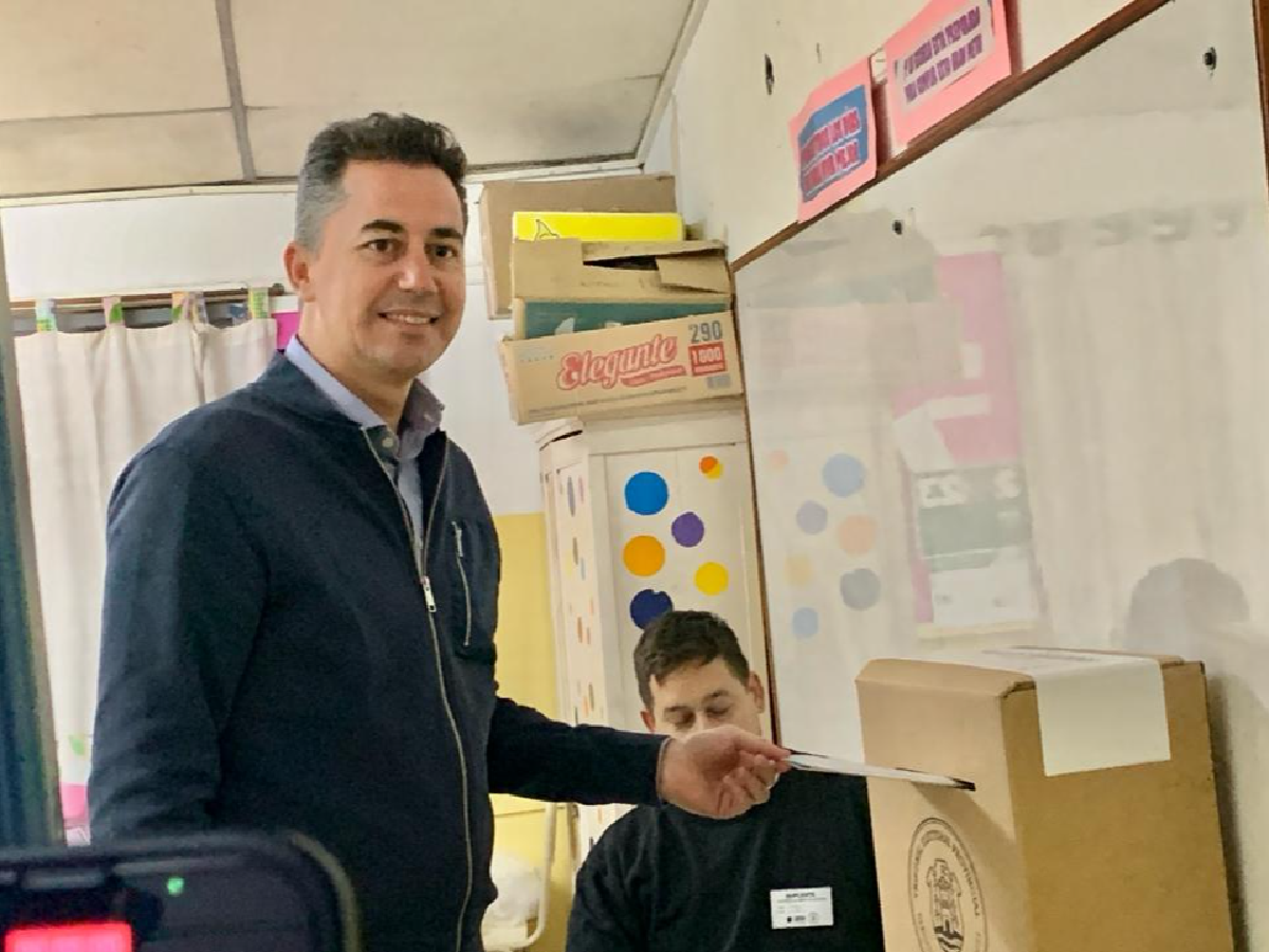 Calvo votó en Las Varillas: “Estamos seguros de que los cordobeses nos van a acompañar”