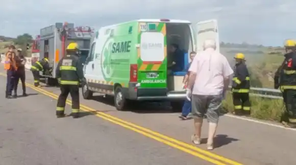 Accidente fatal en la Ruta 35: iba a esparcir las cenizas de su marido a Pehuen Có y murió en el camino junto a su hija