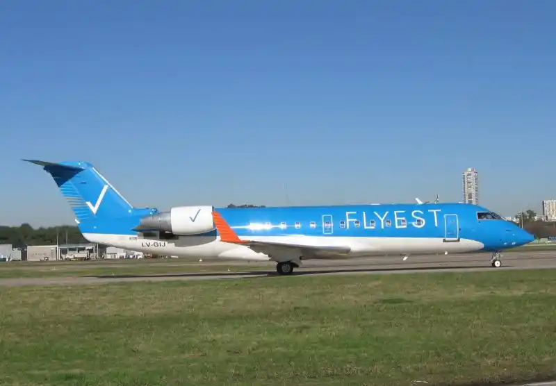 Flyest hace su vuelo inaugural desde Sauce Viejo hacia Buenos Aires