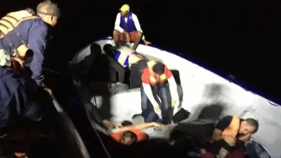 Ruta de San Andrés: «Mirando la luna le pedí a Dios ¡Sálvanos! El bote se hundía…»