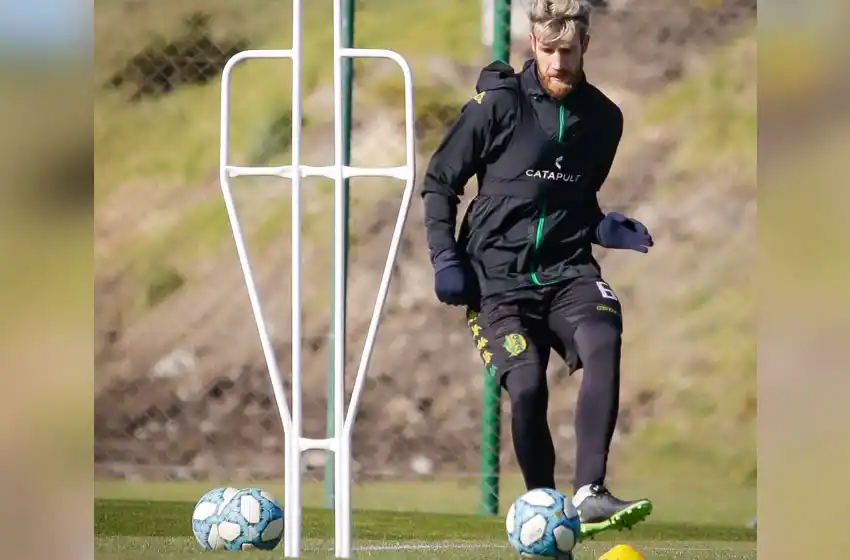Aldosivi entrena con la cabeza puesta en el debut