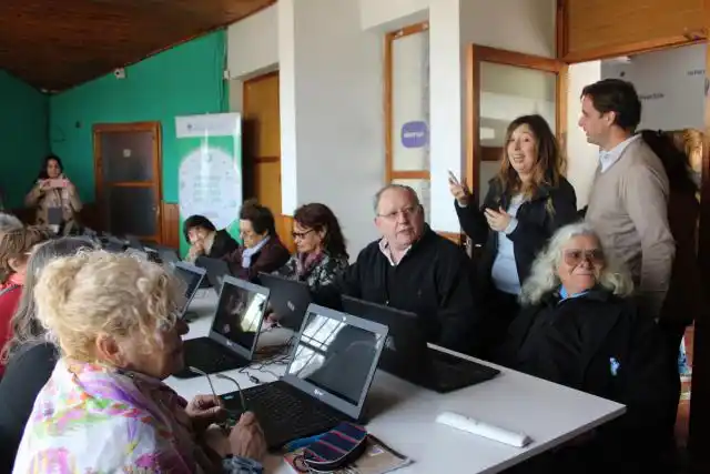 Inauguraron “Punto Digital”