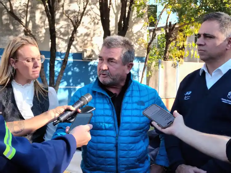 Roncaglia adelantó que trasladarán los autos incautados que están en el Acceso Sur al predio de la UP9