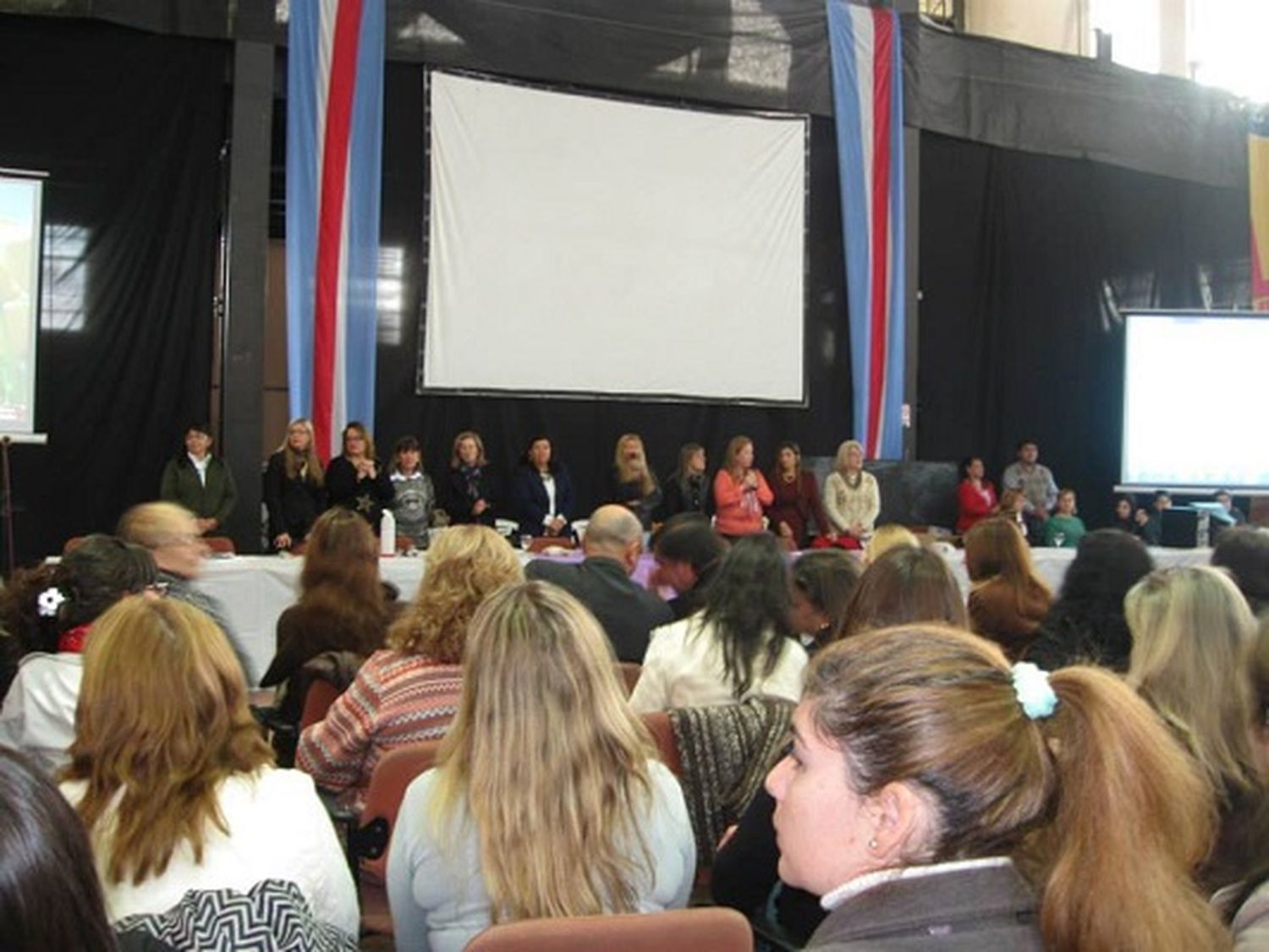 Se concursarán 290 cargos docentes en los próximos días