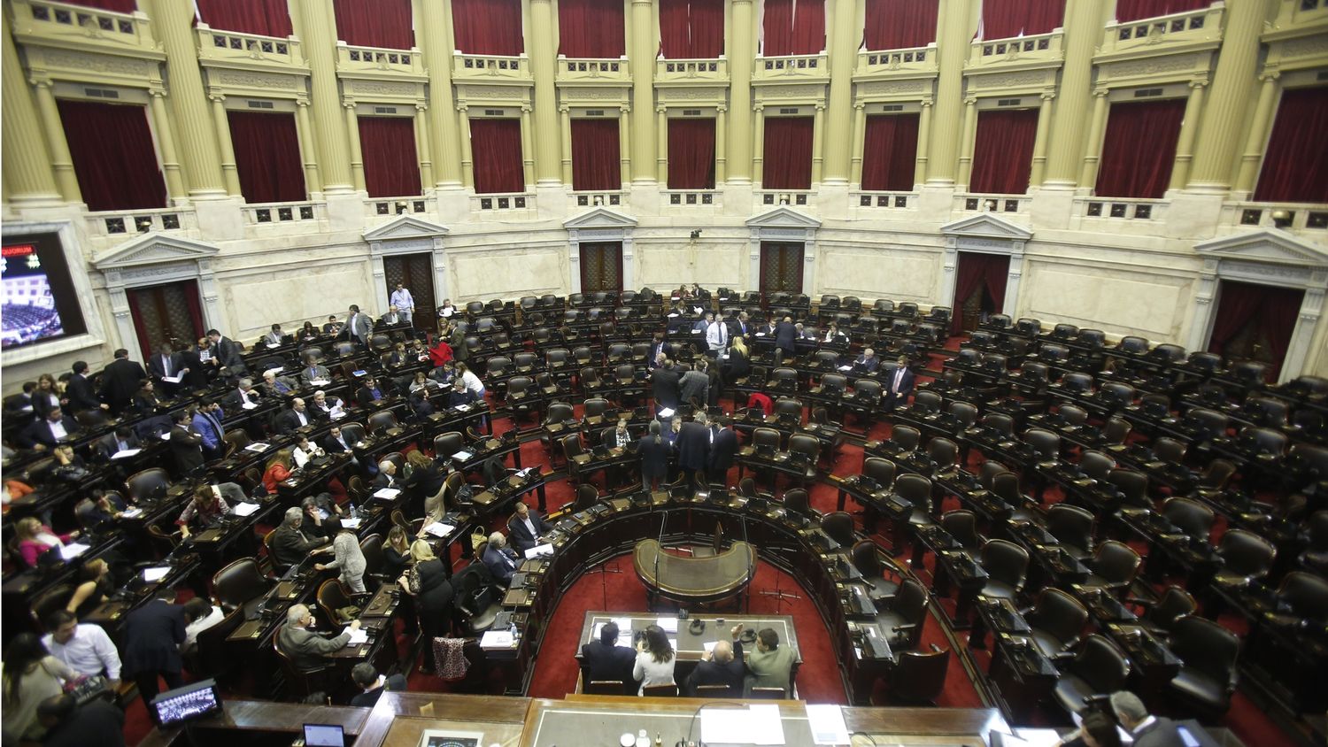 Mediasanción al blanqueo de capitales