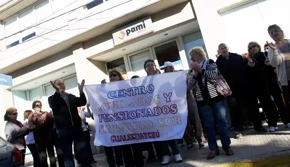 PAMI: Buscan avanzar en un acuerdo con algún sanatorio local 