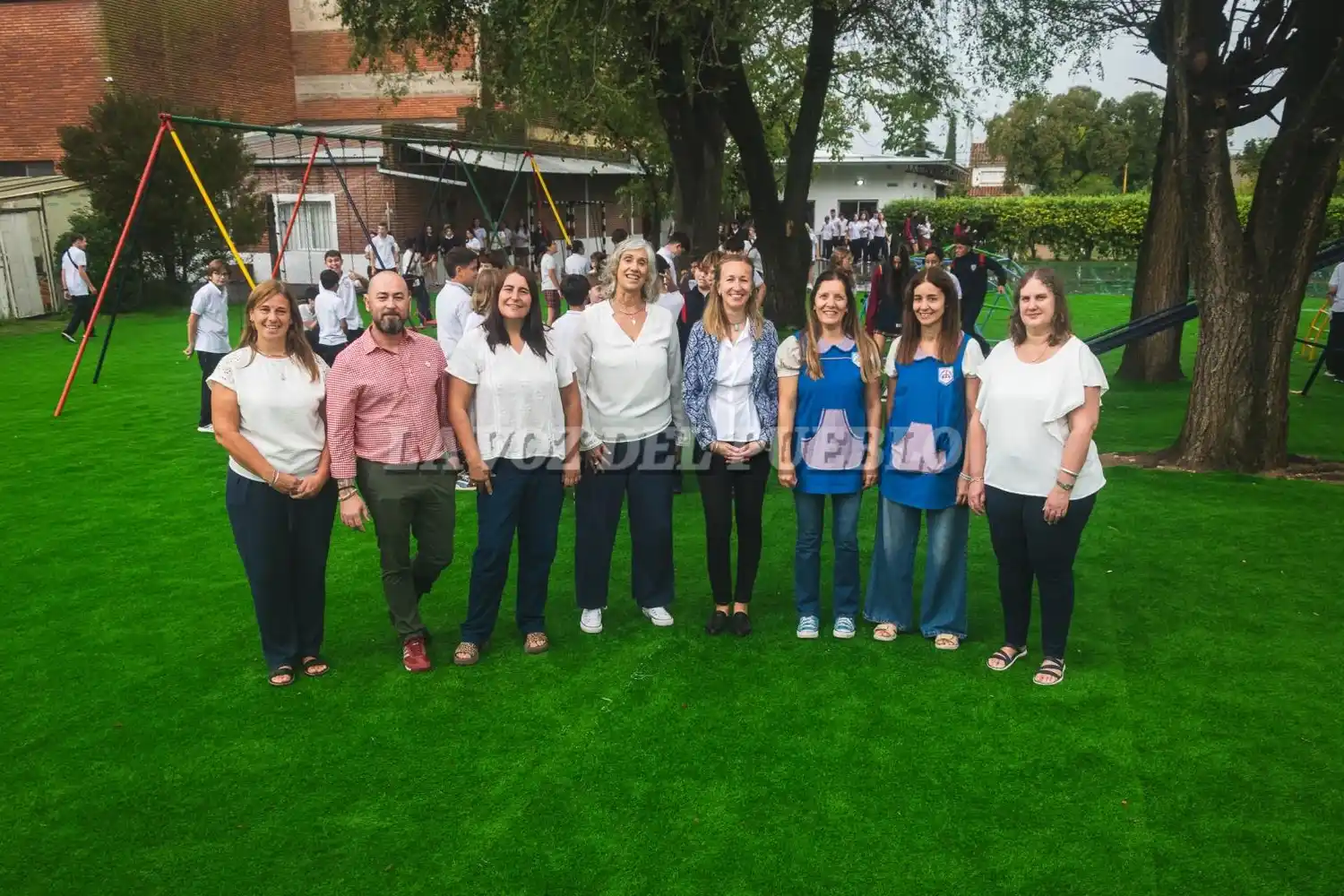 Eugenia Ouwerkerk, Gastón Asserquet, Luciana Meléndez, Valentina Pereyra, Gisele Petersen, Paz Fauret, Paula Presa y Ariadna Harán