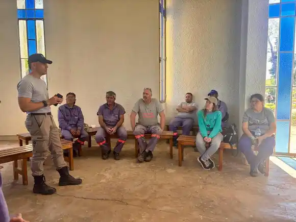 Capacitaron sobre seguridad ciudadana a empleados del Cementerio Municipal