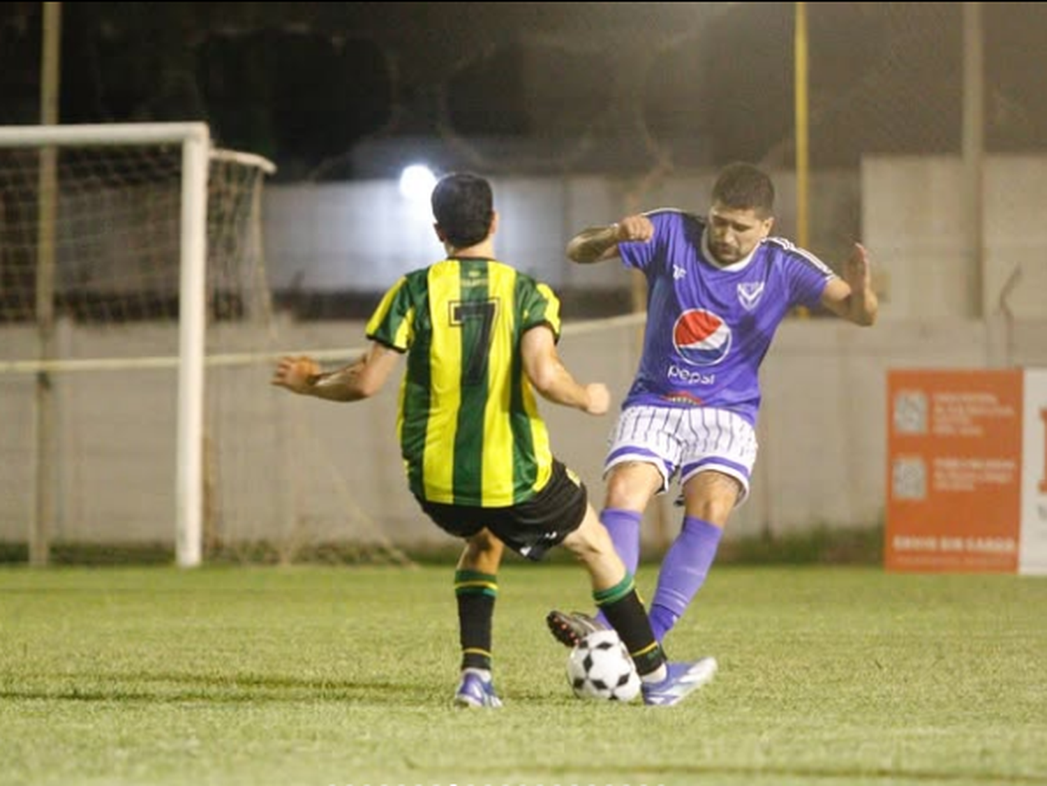 Imagen del triunfo de La Vencedora sobre Sarmiento 2 a 1 (crédito: Instagram Gol Entra).