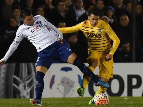 Boca recibe a Nacional en búsqueda del pase a semifinales