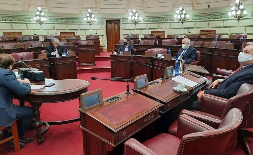 Presupuesto, ley tributaria y clearing