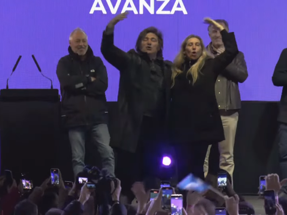 Elecciones bonaerenses: Milei llamó a votar y vaticinó que “puede ganar cualquiera”