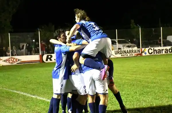 Deportivo se tomó revancha en el clásico ante Juventud Urdinarrain