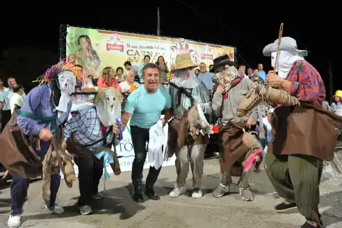 A pura diversión culminaron los carnavales de Victoria