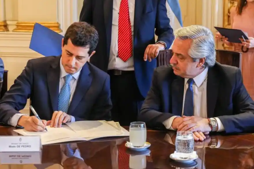 Salen al cruce de Wado de Pedro: "No pueden quitarle el agua a las provincias"