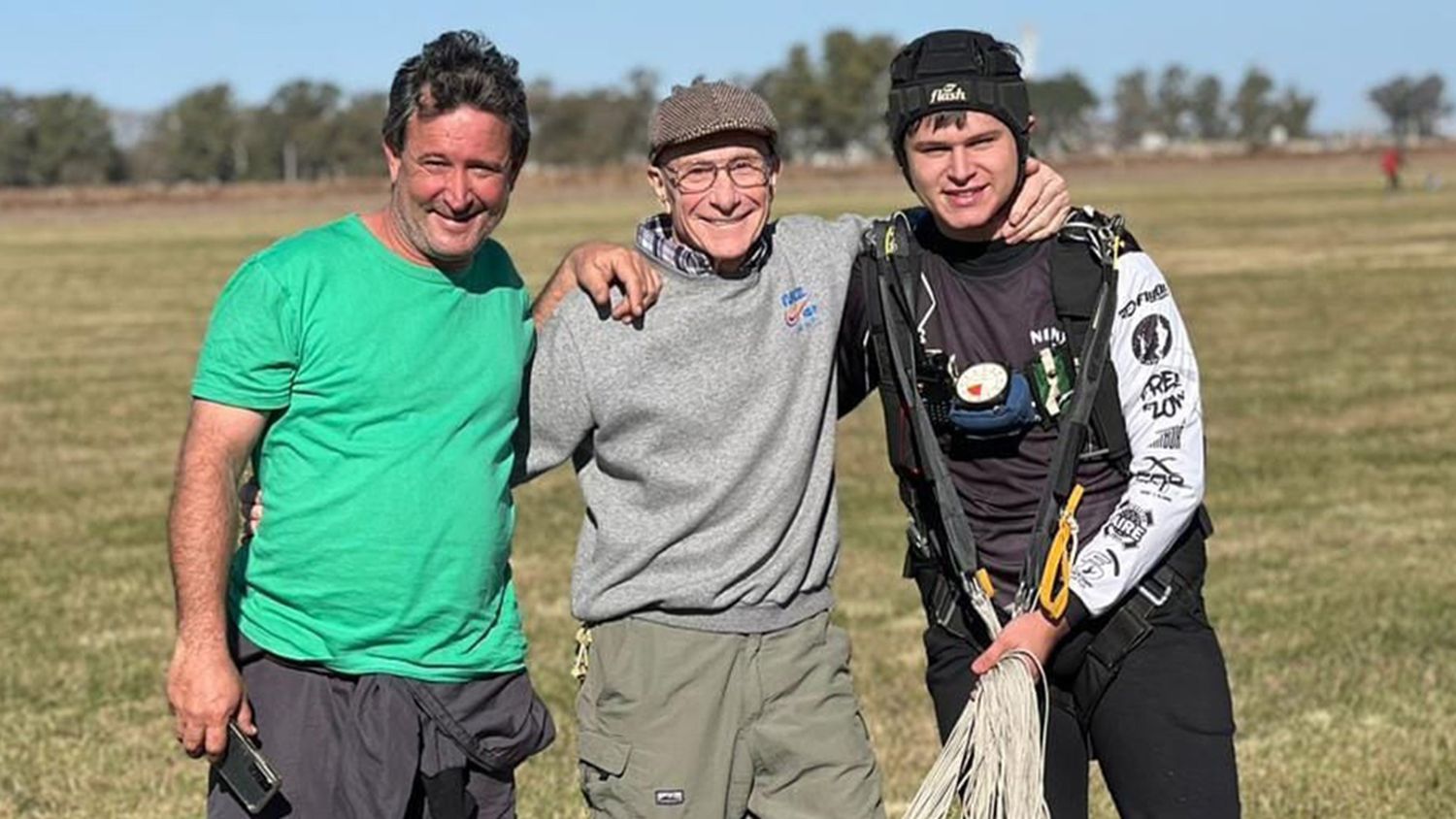 Diego, Nildo y Bruno Porta en el Aeroclub de San Francisco.