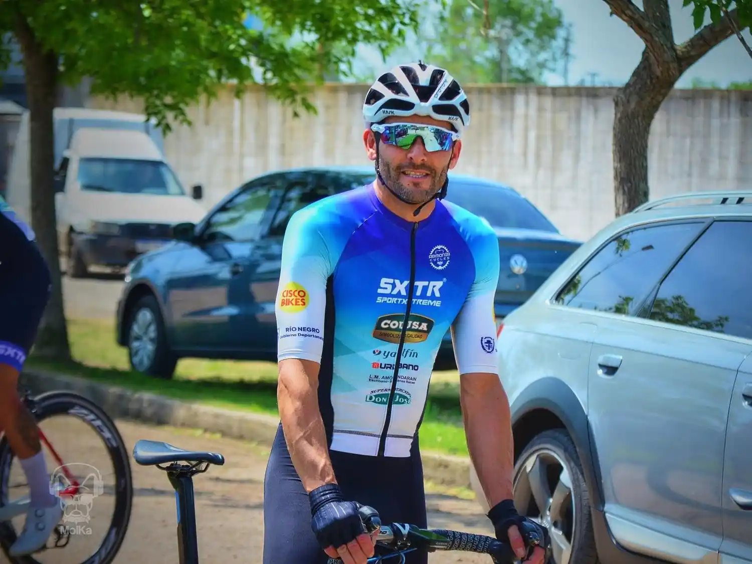 Cisco Viollaz no corre la Vuelta Ciclística del Uruguay y deberá pasar por el quirófano