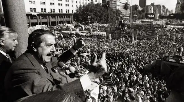 El relato, los controles y la república