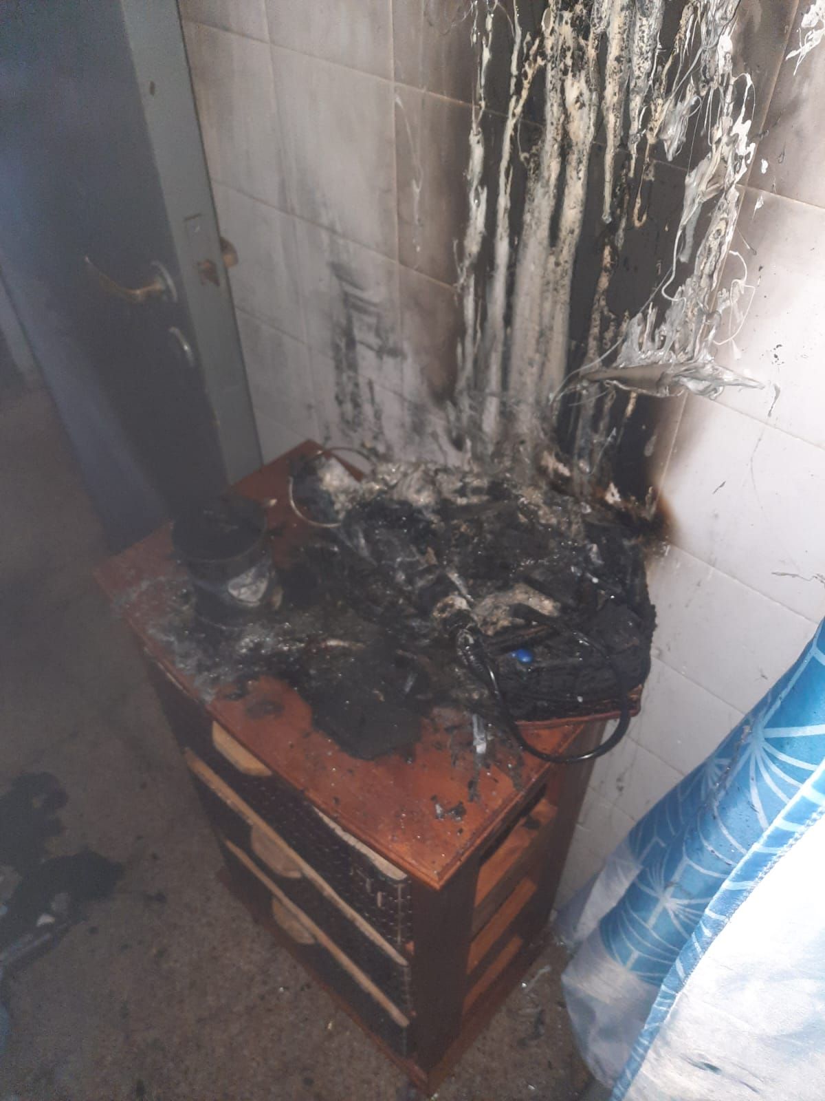 Incendio en Atilio Larrea al 300.