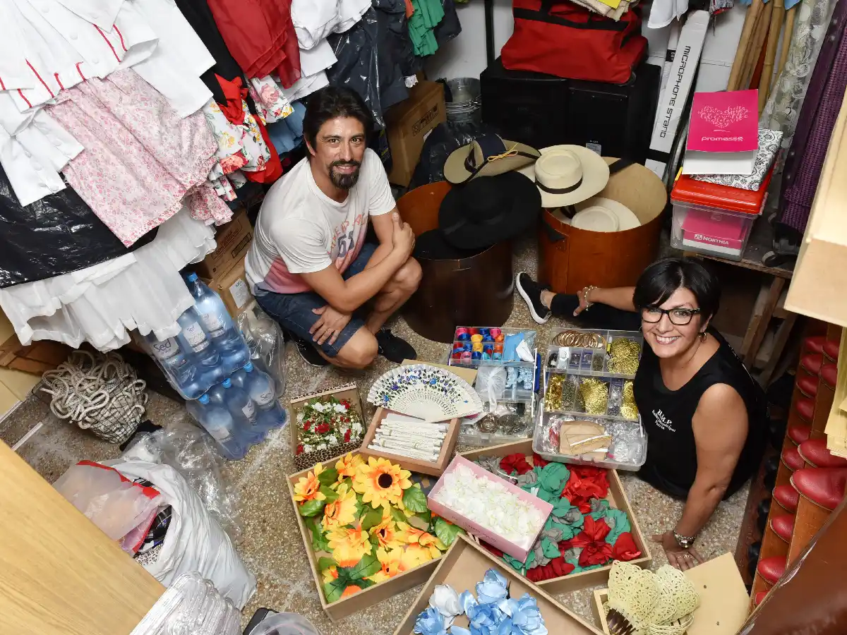 Las costureras del ballet de la tradición   