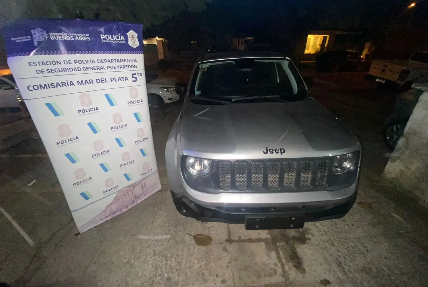 El auto robado en Villa Primera fue recuperado en Cerrito Sur.