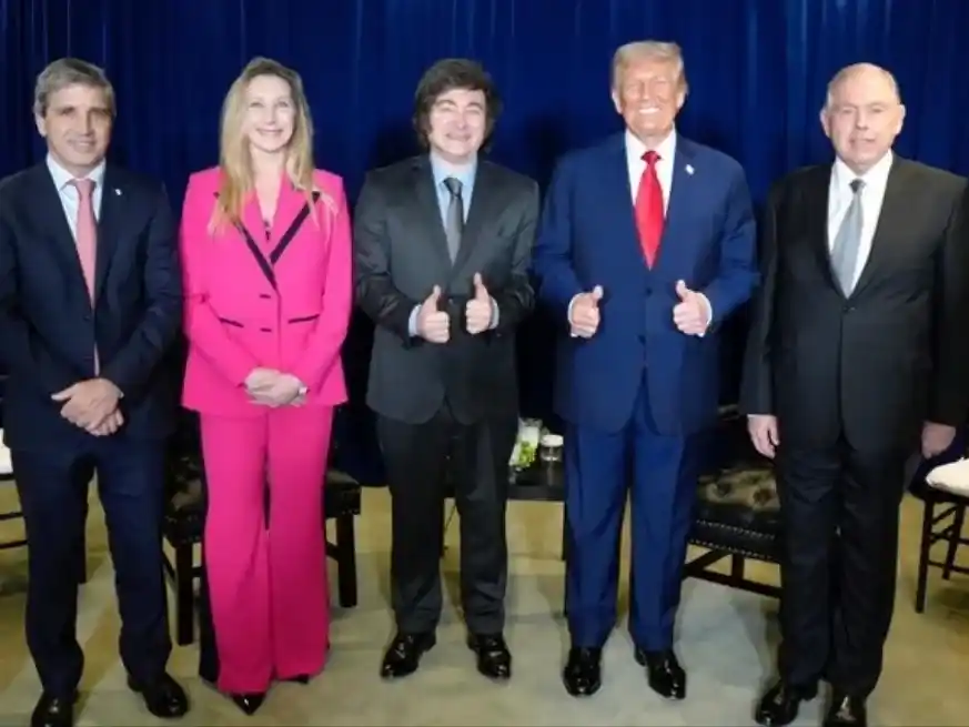 Luis Caputo celebró la “impresionante reunión” con el entorno de Donald Trump.