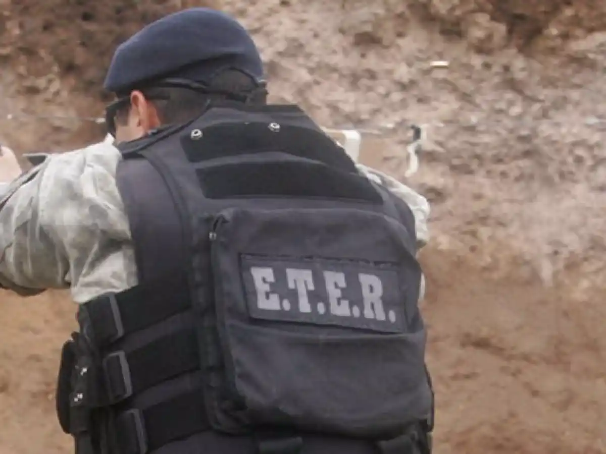 Detienen a dos policías cordobeses por secuestro