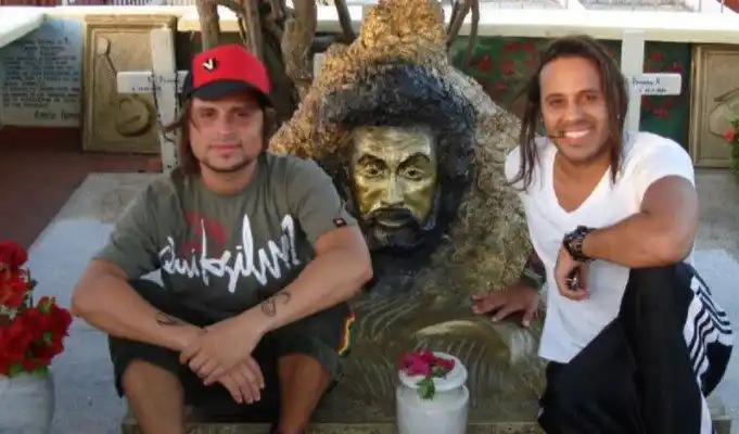 Servando y Florentino se despiden en su ciudad