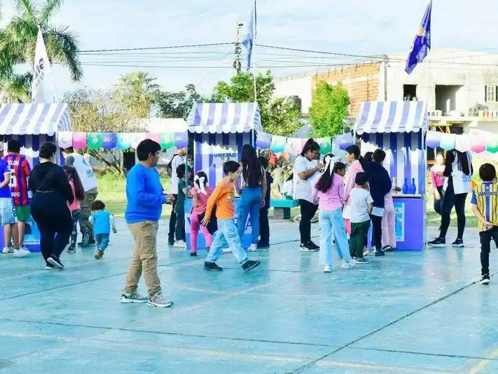 Las familias del barrio Divino Niño
disfrutaron de una tarde de kermés