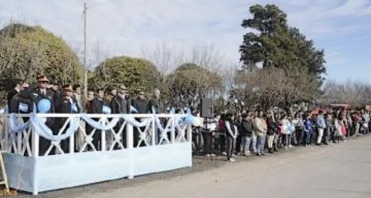 La Independencia en Gobernador Castro
