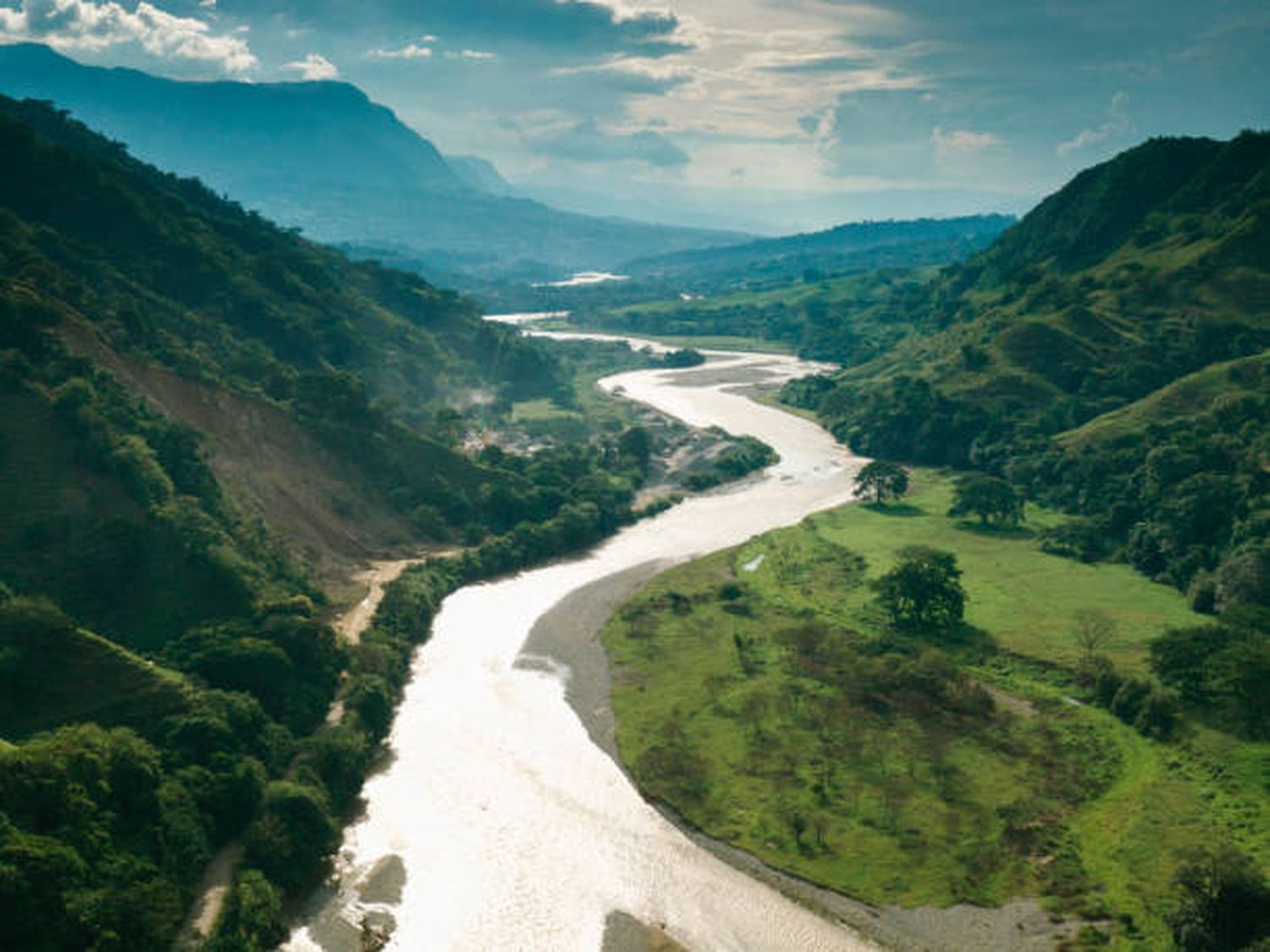 ¡ATERRADOR! El regreso de las masacres a Colombia deja 3 muertos más