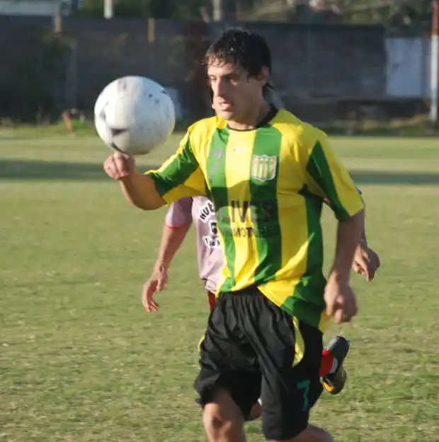 Sarmiento fue una Tromba de la mano de Álvarez