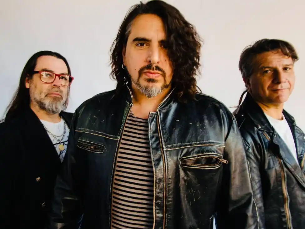 Tom Fernandez anticipó el show de "Un viaje en remolinos" en Necochea