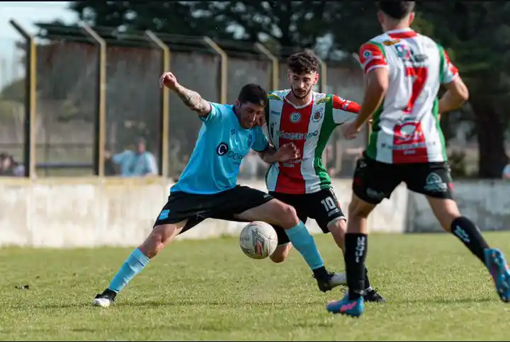 Urquiza ganó y se metió en 16avos de final.