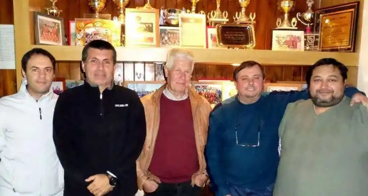 Asamblea en la Liga Infantil