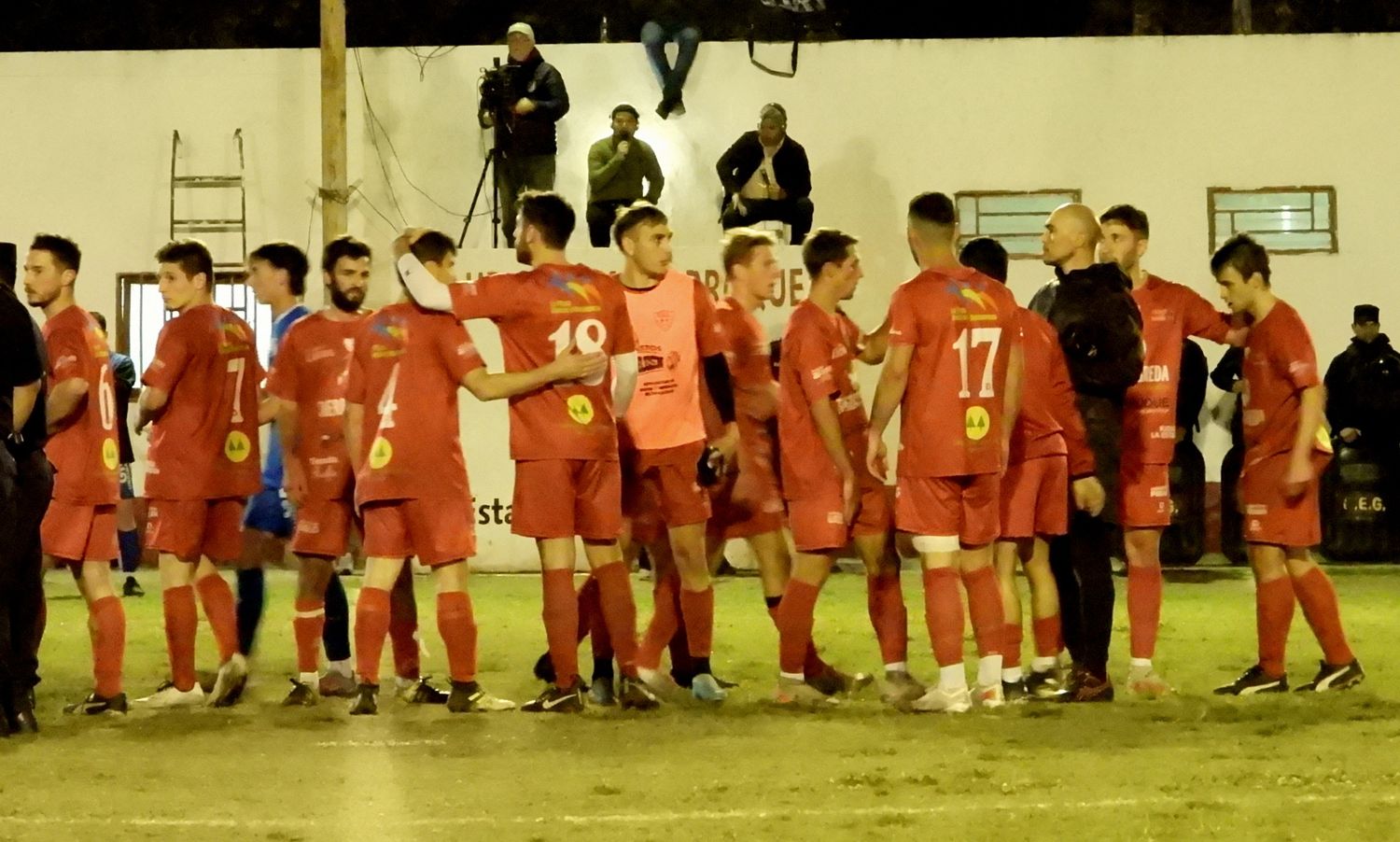 Central Larroque empató con Achirense y dejó pasar una buena chance