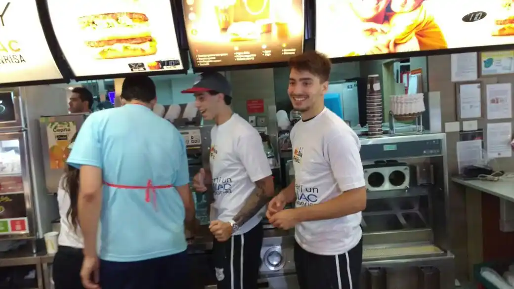 McDía feliz: deportistas marplatenses, por los chicos