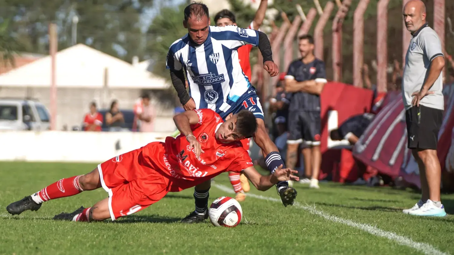 Rivadavia y Mataderos se enfrentarán en el Estadio Panamericano