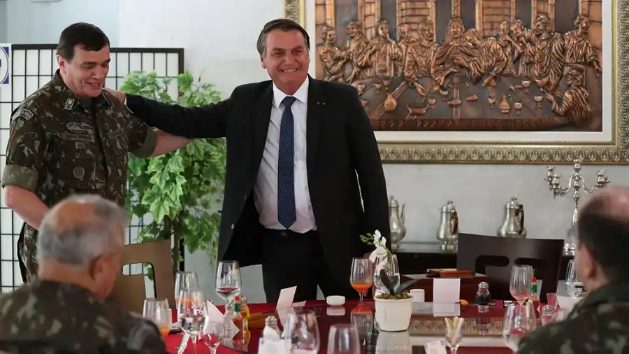 Brasil: las Fuerzas Armadas usaron fondos de la pandemia para comprar carne y alcohol