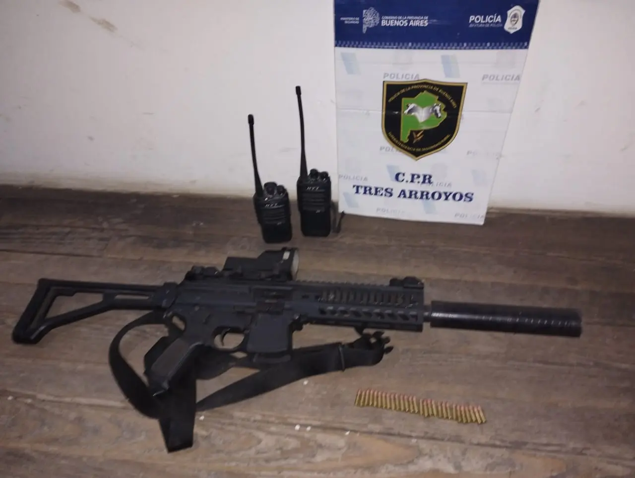 En Cascallares detuvieron a un hombre por amenazas y portar un arma de fuego