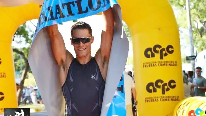 Nahuel Soares de Lima y Anahí Díaz se impusieron en la fecha del Triatlón en Salto
