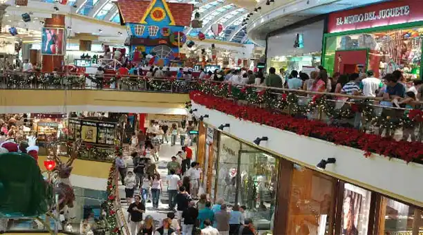 Fiestas: "Noche de los Shoppings" con descuentos hasta la madrugada