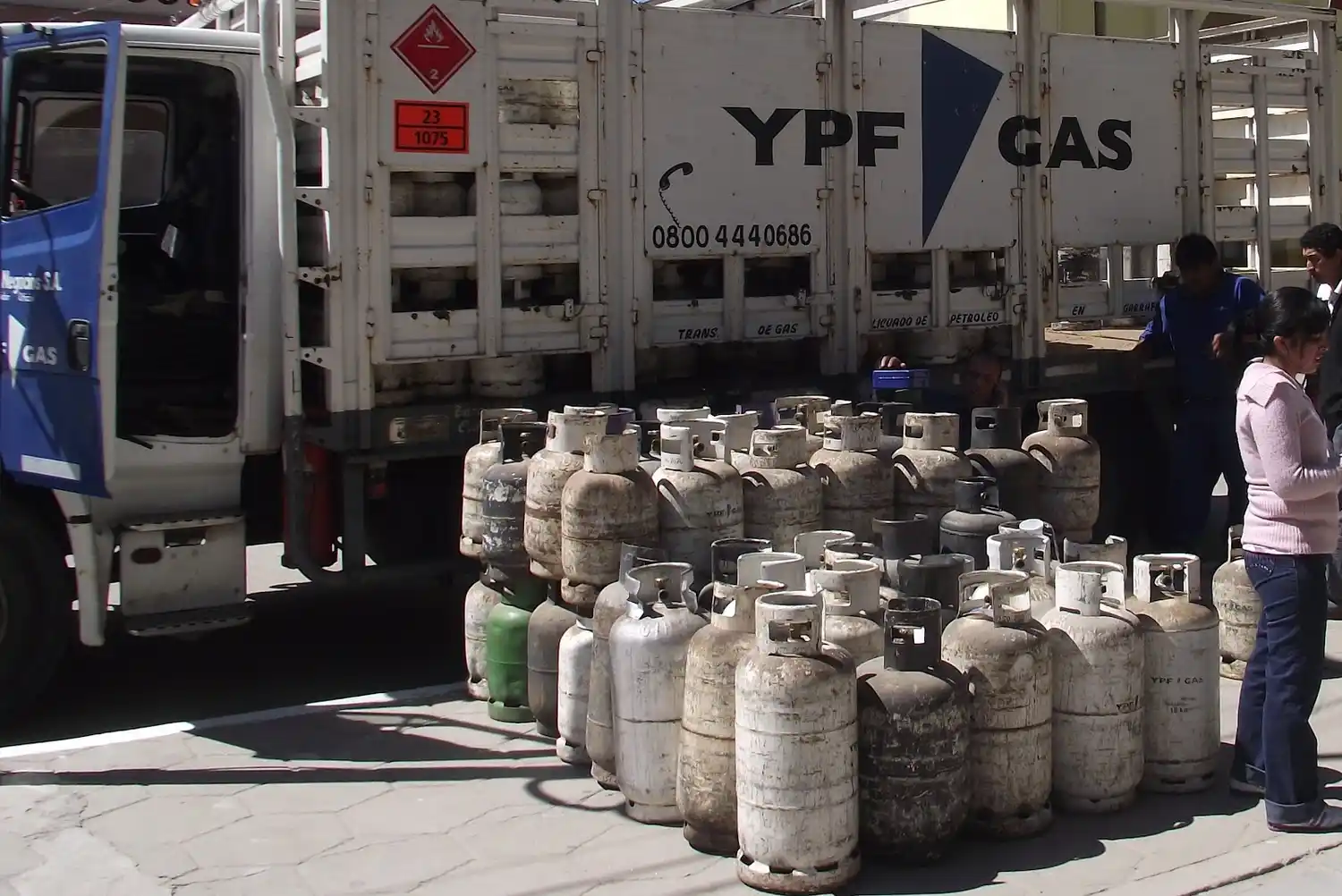 El Gobierno extendió el congelamiento de precios para las garrafas