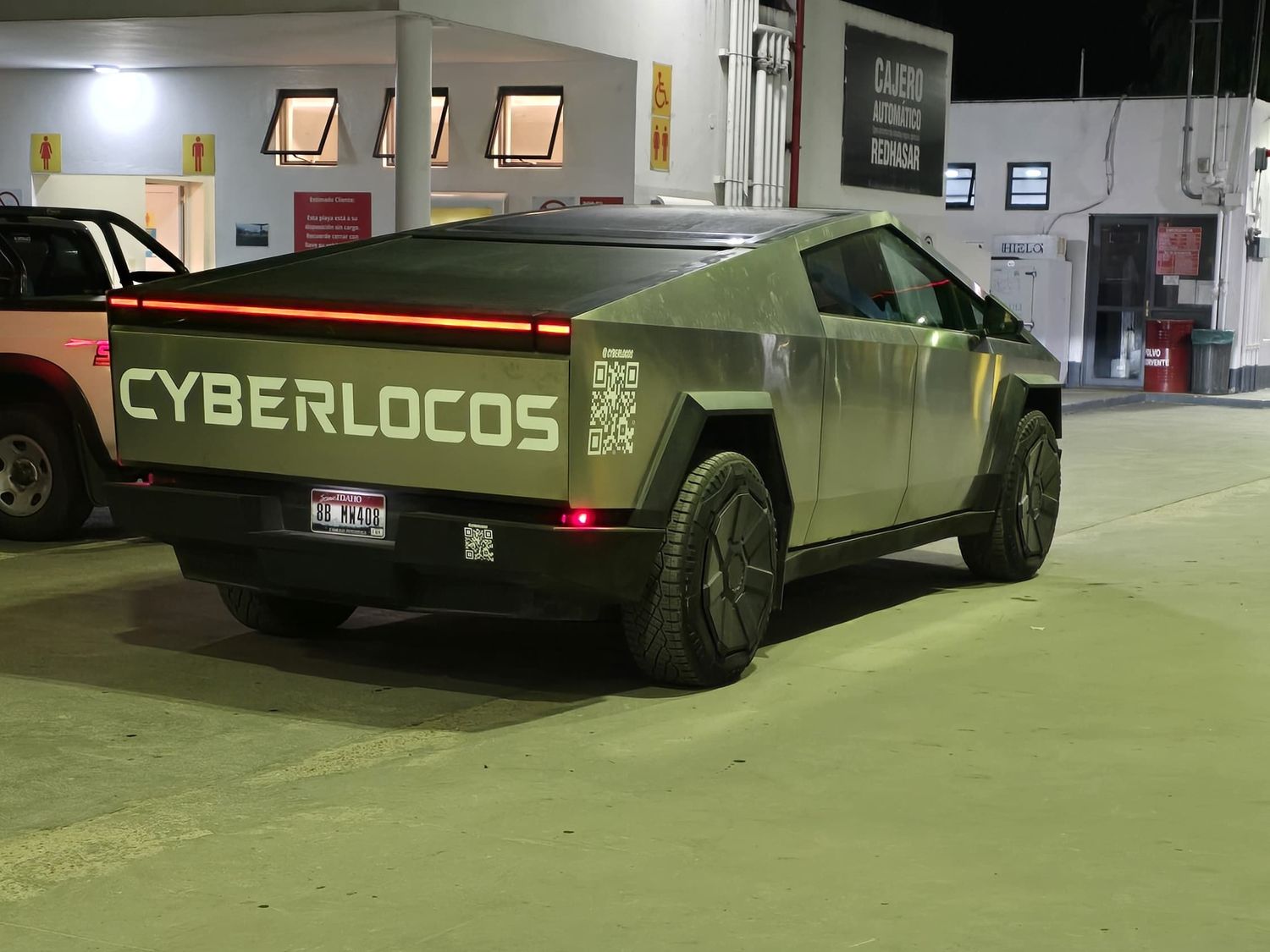 tesla en tala
