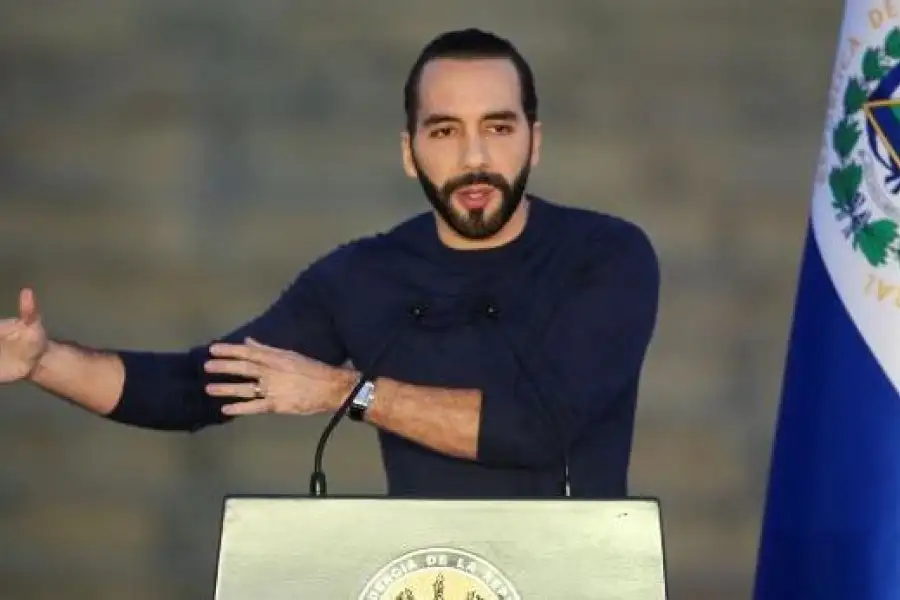 El 1° de junio, Milei tiene previsto presenciar el acto de renovación del mando de Nayin Bukele en El Salvador