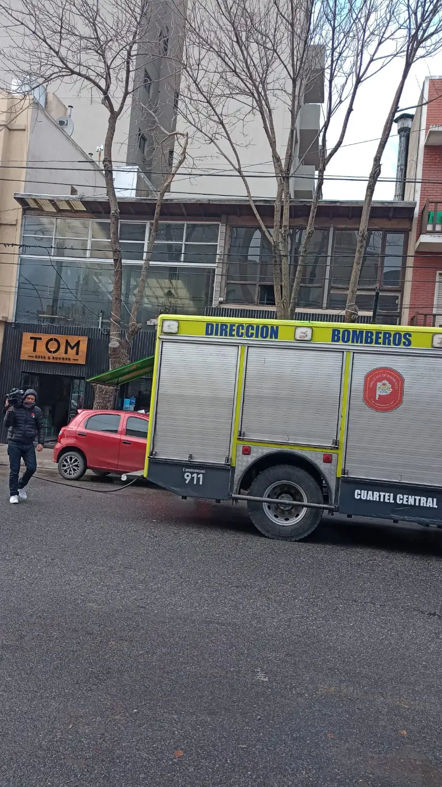 El hecho se produjo a horas del mediodía en Buenos Aires al 3000, casi Alvarado.