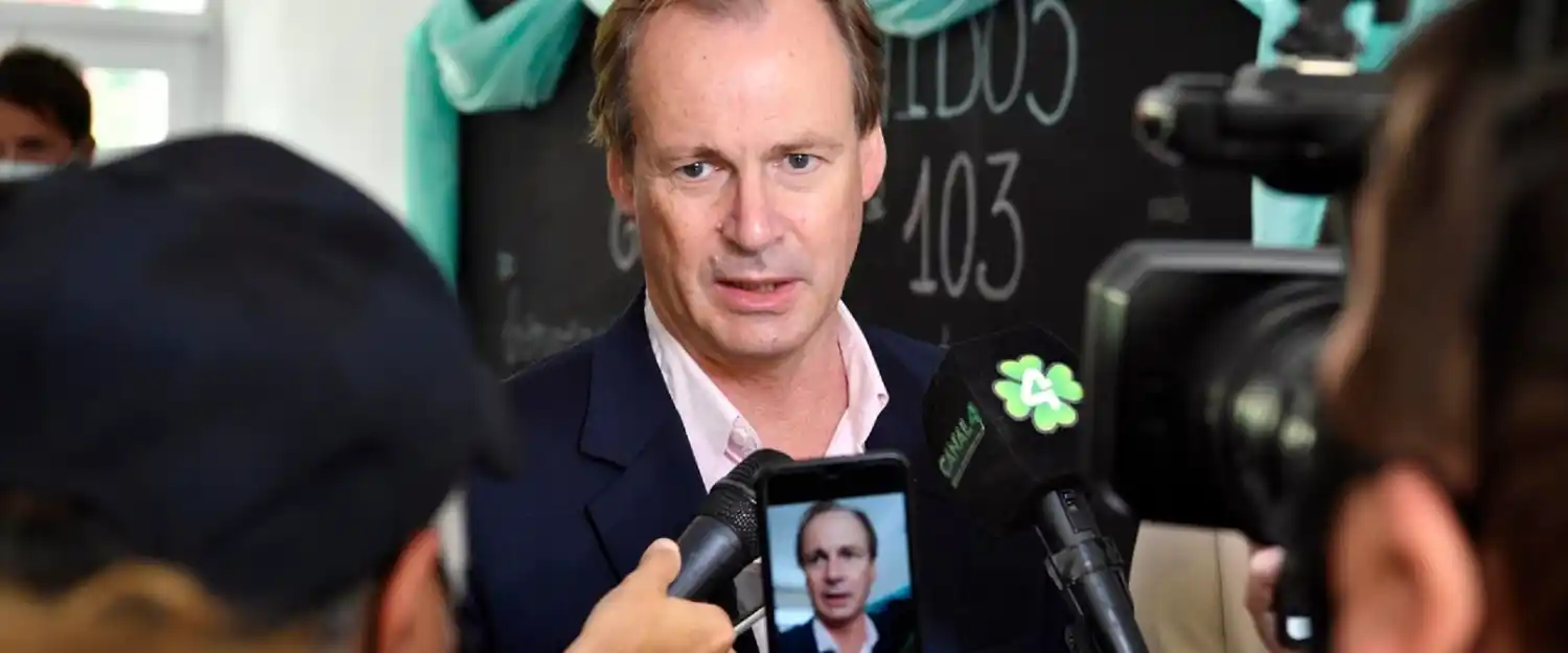 Bordet oficializó  bono a empleados y jubilados provinciales